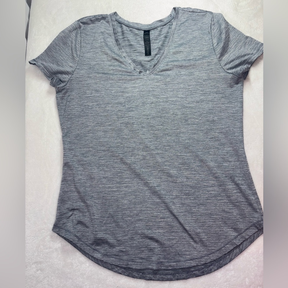 90 Degree By Reflex Heather Gray V-Neck Womens Athletic Tee